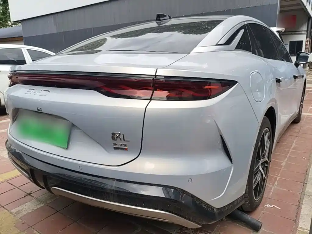 BYD Han L 2025