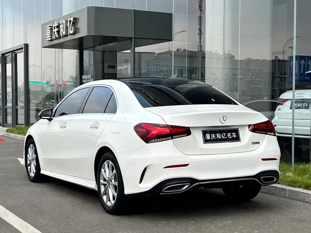 Mercedes-Benz A-Class 2019 — фото 3