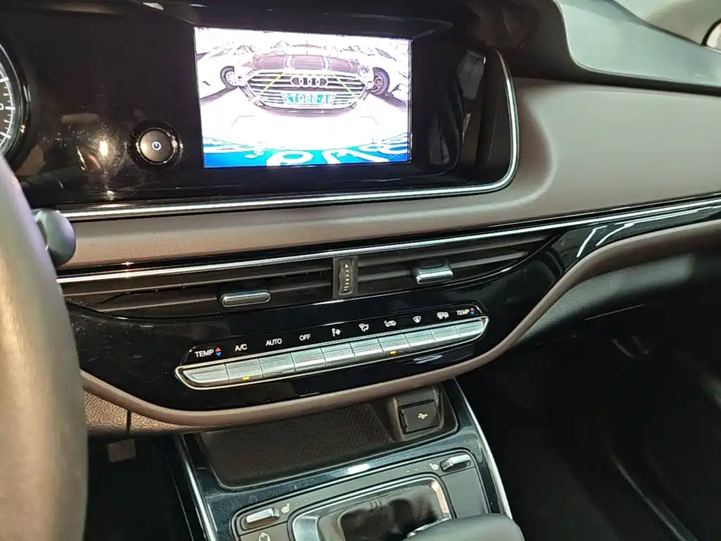 GAC Trumpchi M6 2020 — фото 13