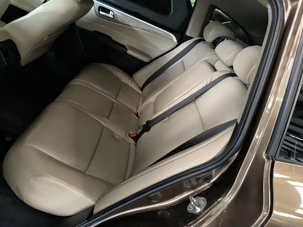 Honda Jade 2018 — фото 17