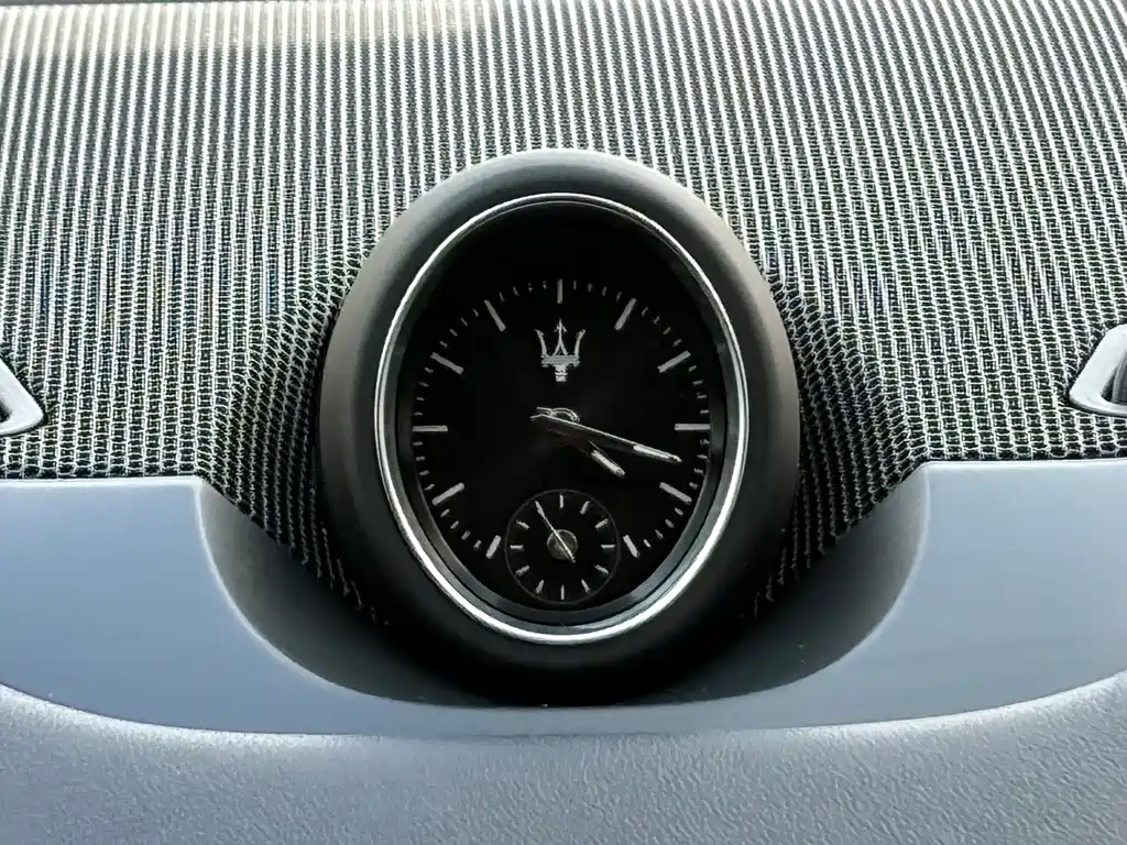 Maserati Levante 2021 — фото 20
