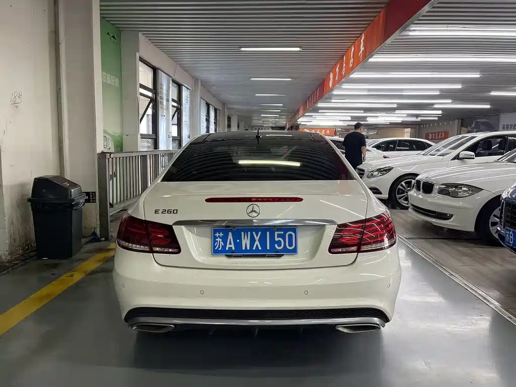 Mercedes-Benz E-Class 2015