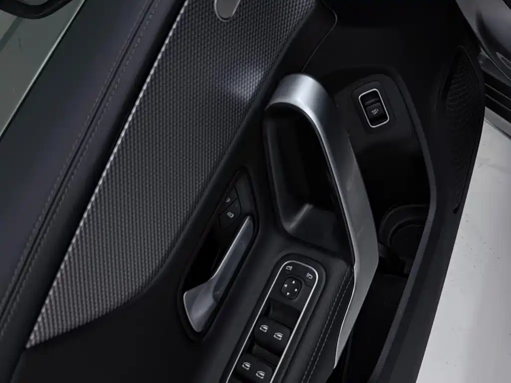 Mercedes-Benz A-Class 2023 — фото 14