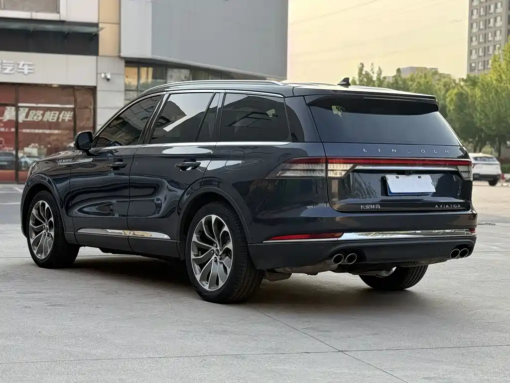 Lincoln Aviator 2021 — фото 10