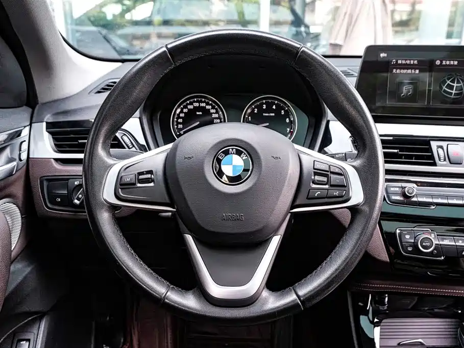 BMW X1 New Energy 2021 — фото 10