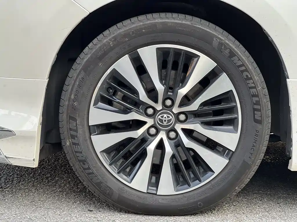 Toyota Alphard 2019 — фото 14