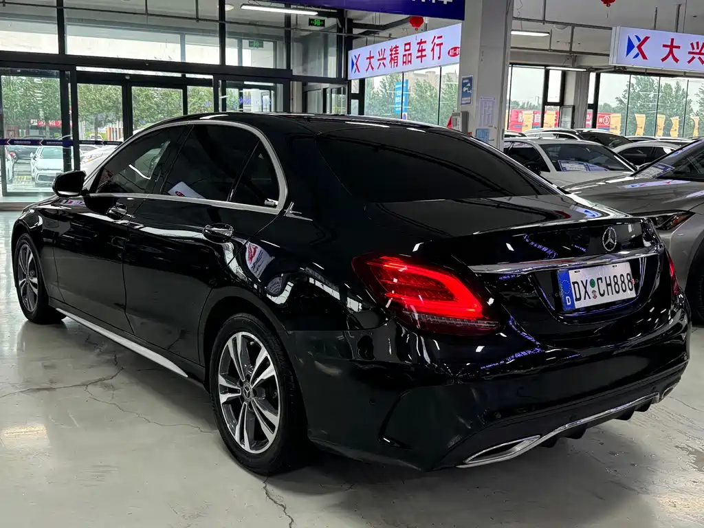 Mercedes-Benz C-Class 2020