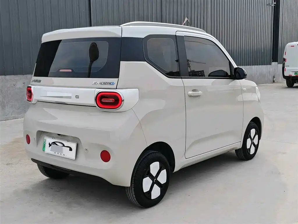 Wuling MINIEV 2024