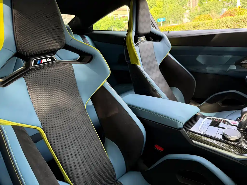 BMW M4 2022 — фото 12