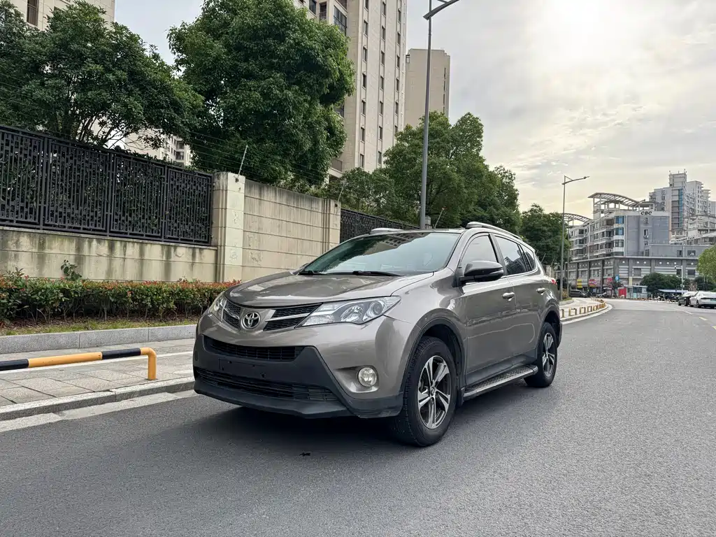 Toyota RAV4 2016