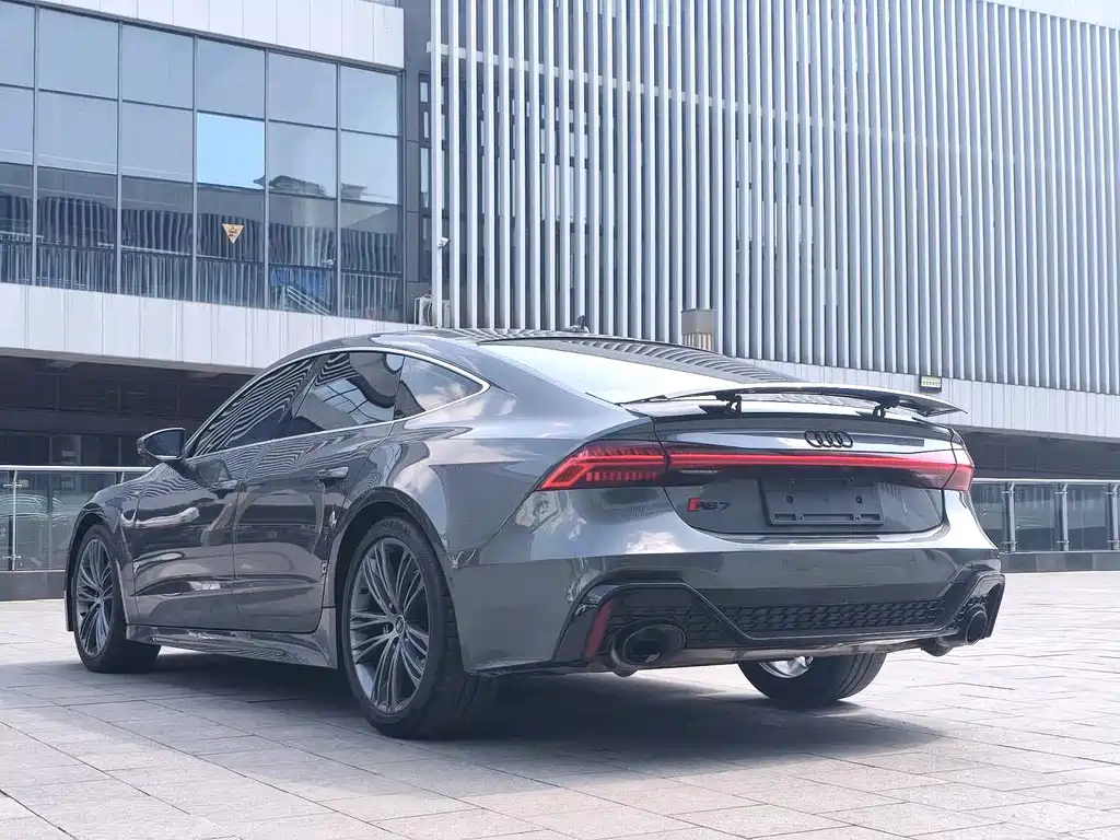 Audi A7 2023 — фото 9