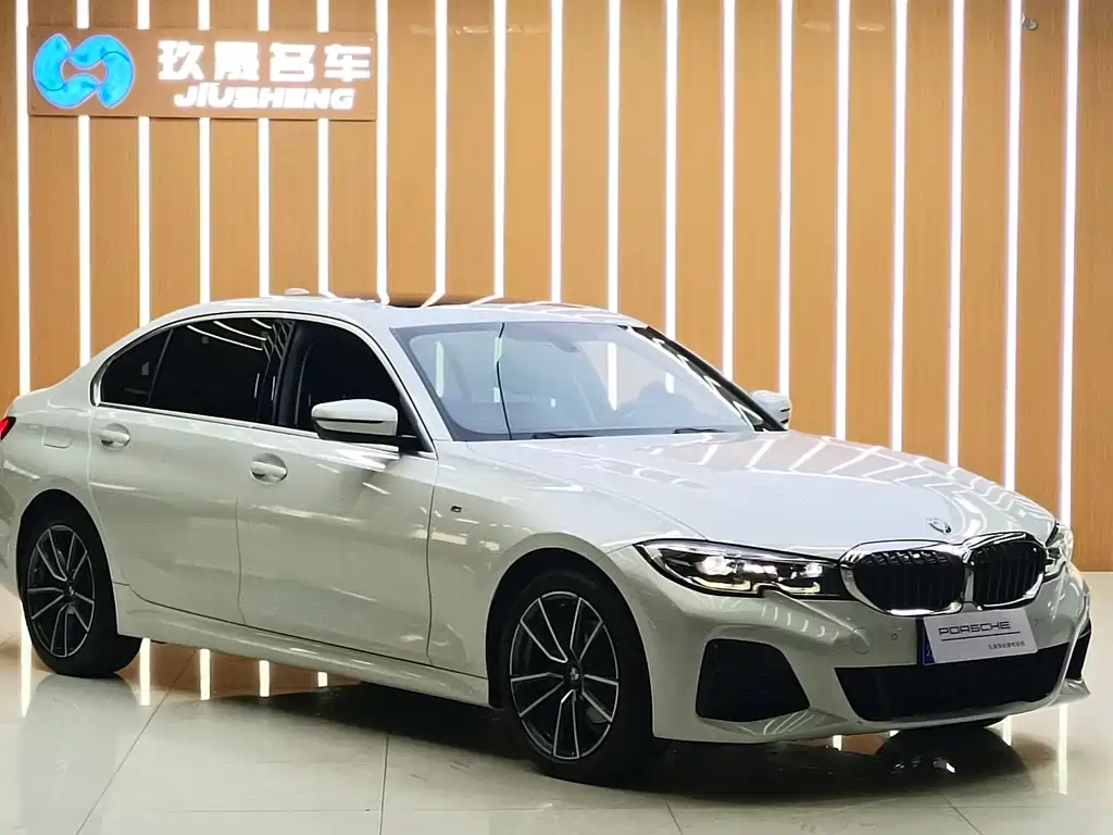 BMW 3 Series 2022