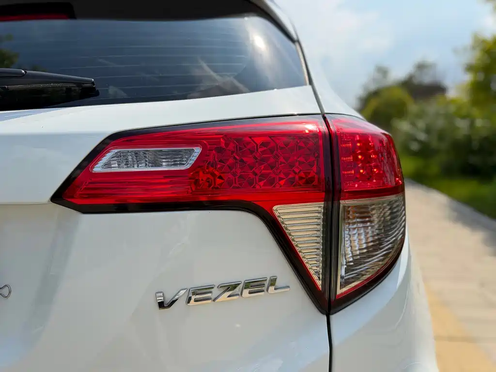 Honda Vezel 2022 — фото 18