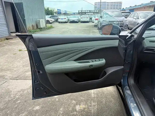 Nissan N7 2025