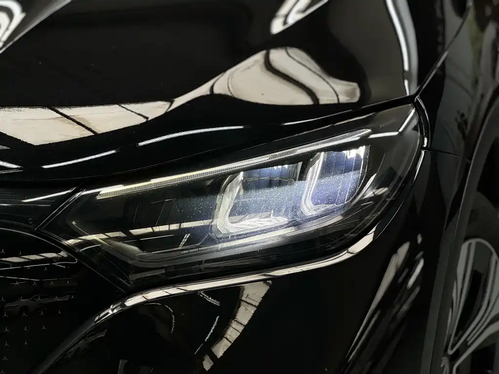 Mercedes-Benz EQE SUV 2025 — фото 3