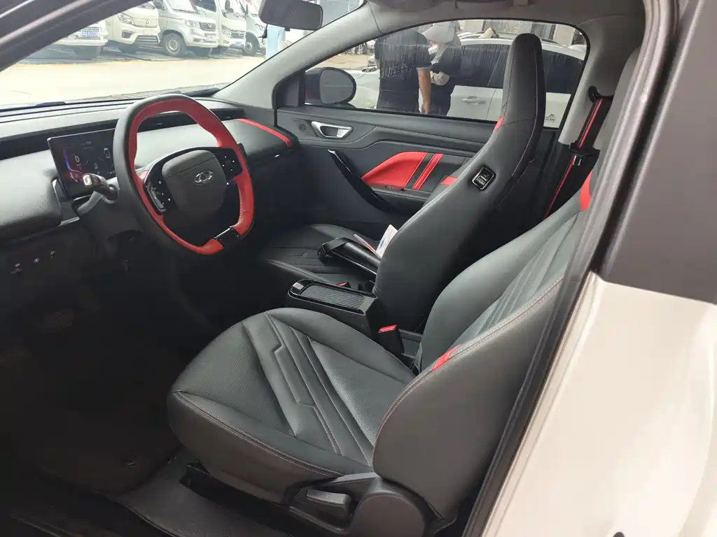 Chery New Energy Wujie Pro 2023 — фото 12