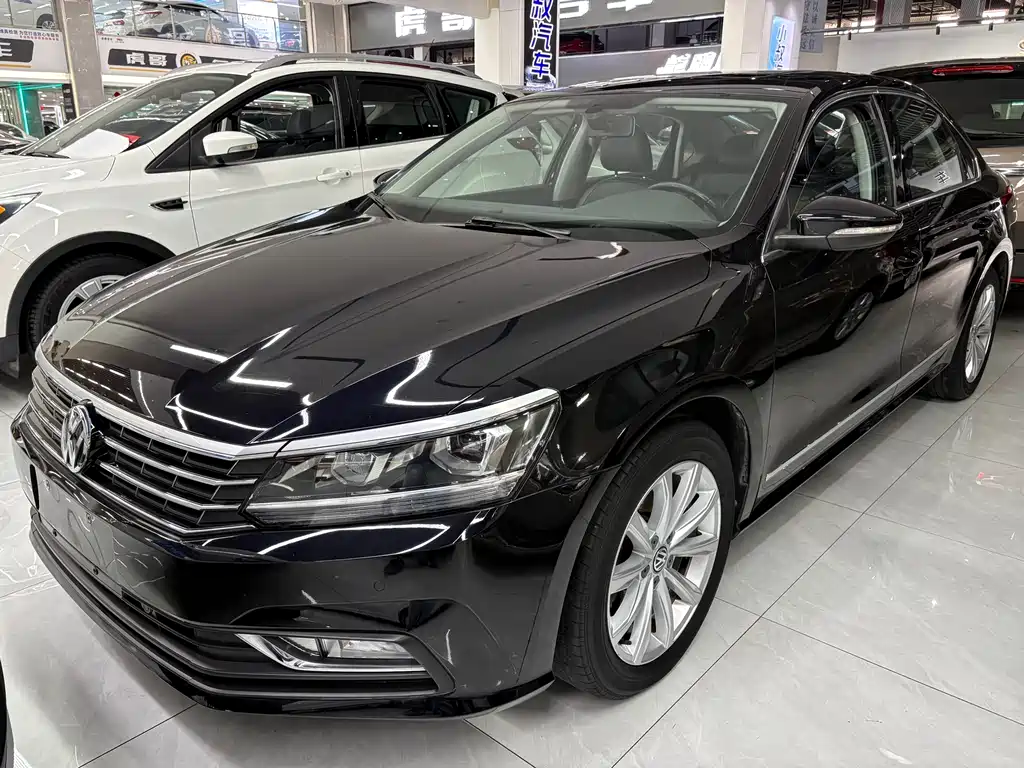 Volkswagen Passat 2017 — фото 1