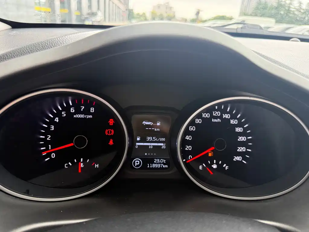 Kia Sportage 2015 — фото 13