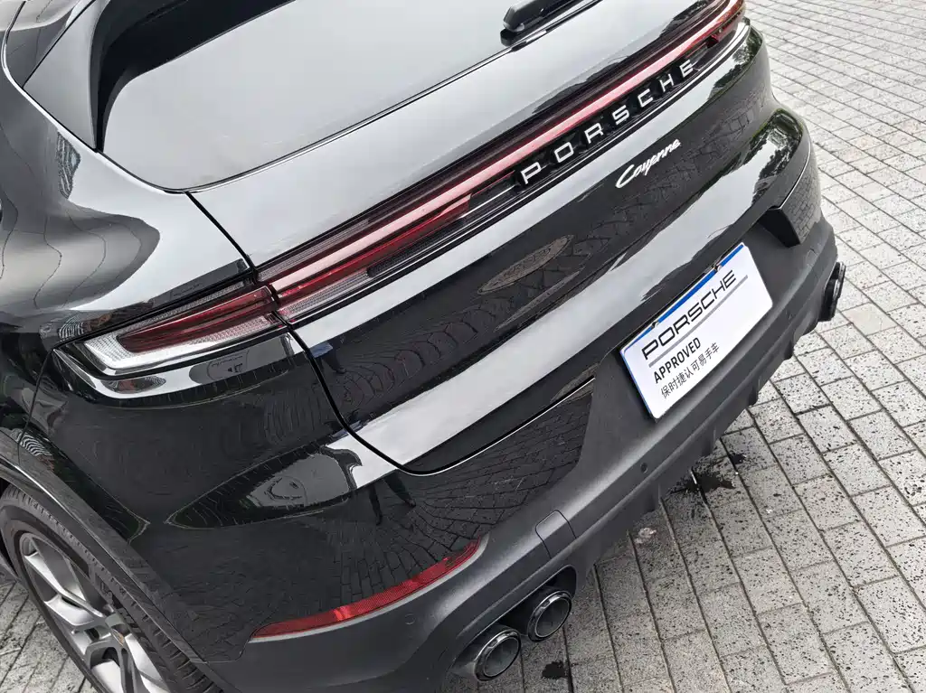 Porsche Cayenne 2023 — фото 17