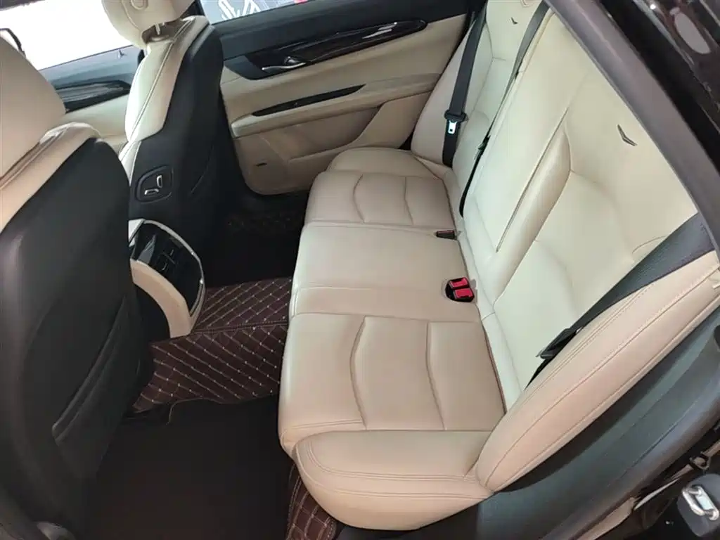 Cadillac CT6 2021 — фото 17