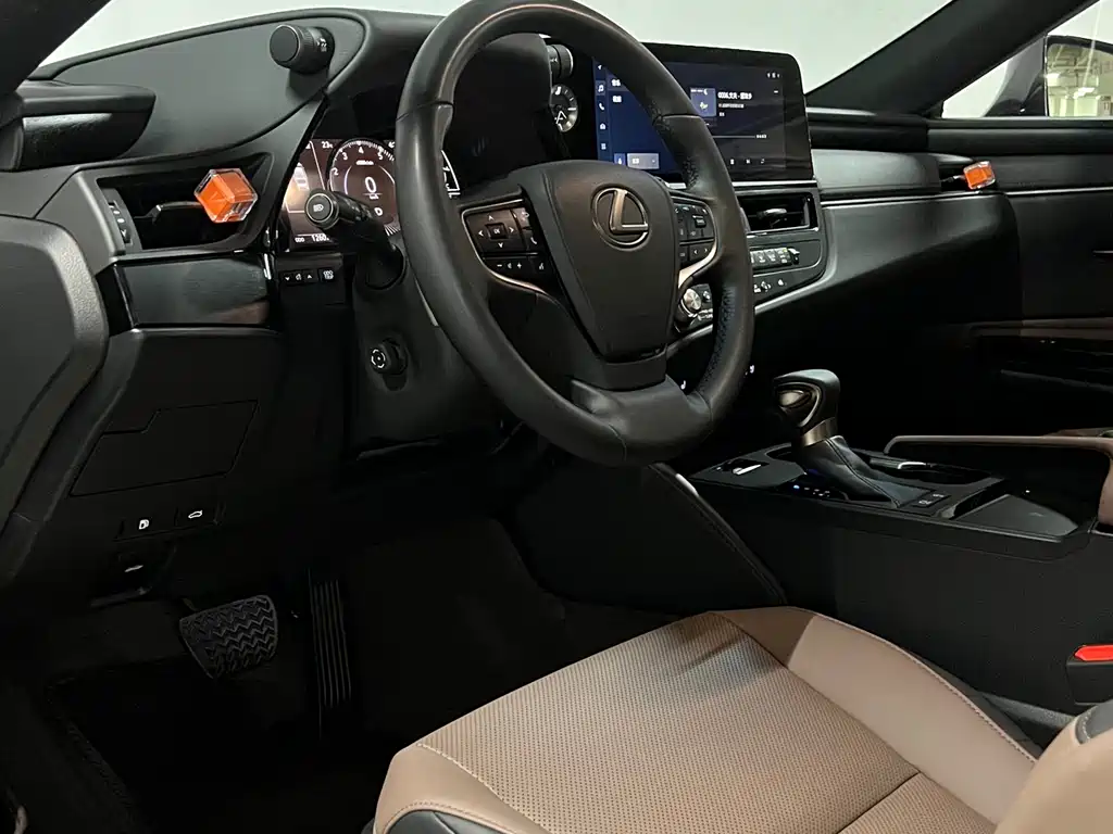 Lexus ES 2024 — фото 4