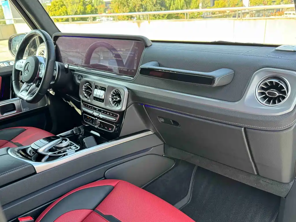 Mercedes-Benz G-Class AMG 2022 — фото 18