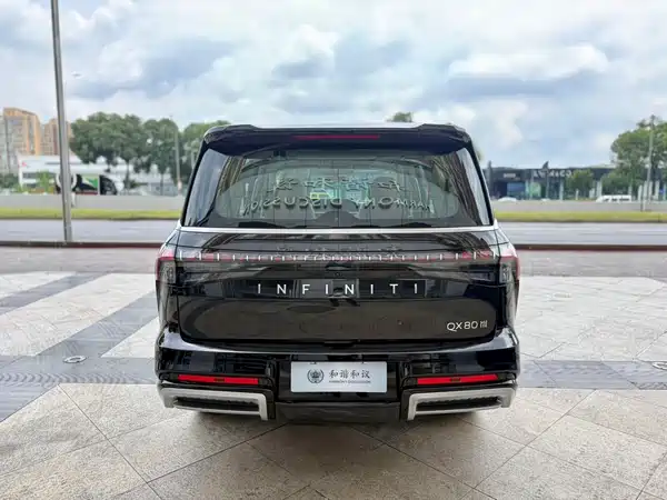 Infiniti QX80 2025
