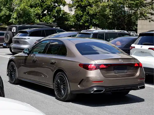 Mercedes-Benz E-Class 2024
