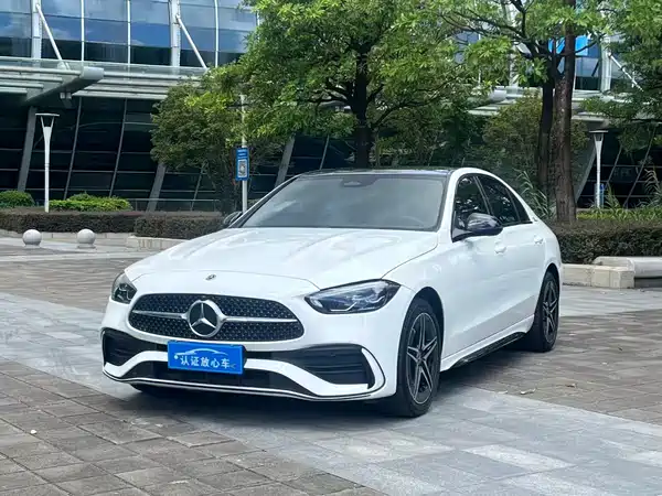Mercedes-Benz C-Class 2024