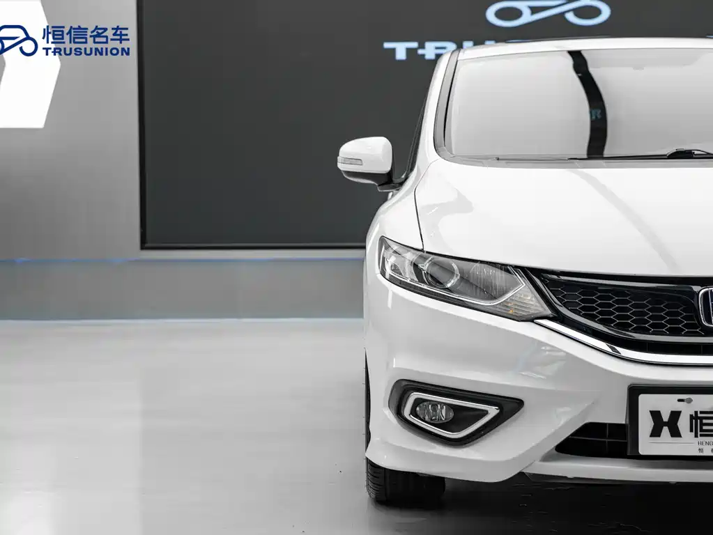 Honda Jade 2015 — фото 8
