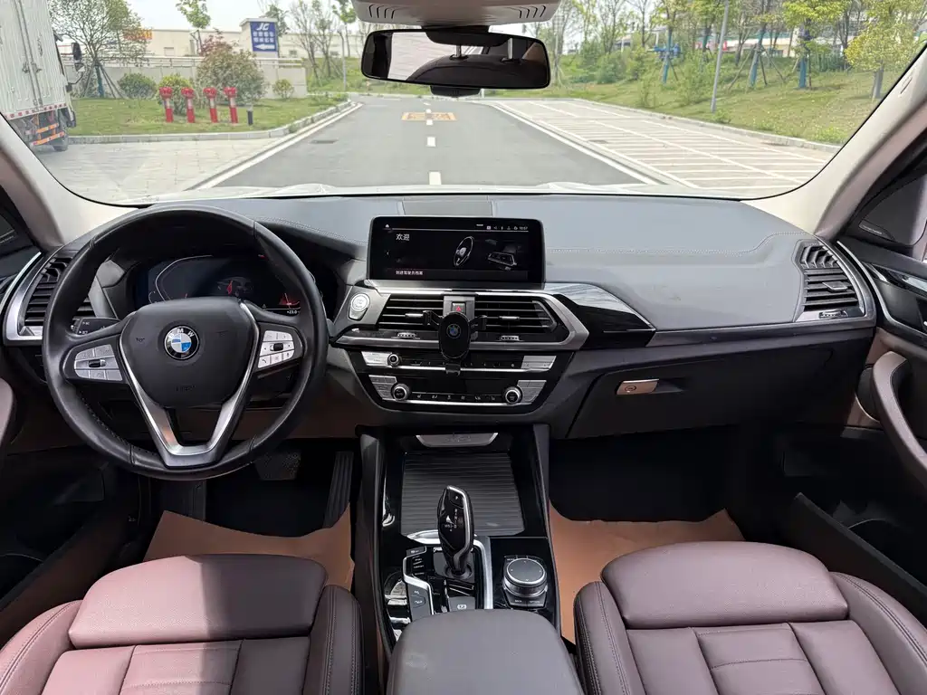 BMW X3 2021