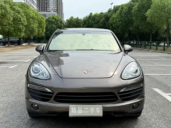 Porsche Cayenne 2012