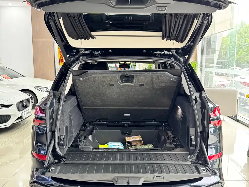 BMW X5 2023