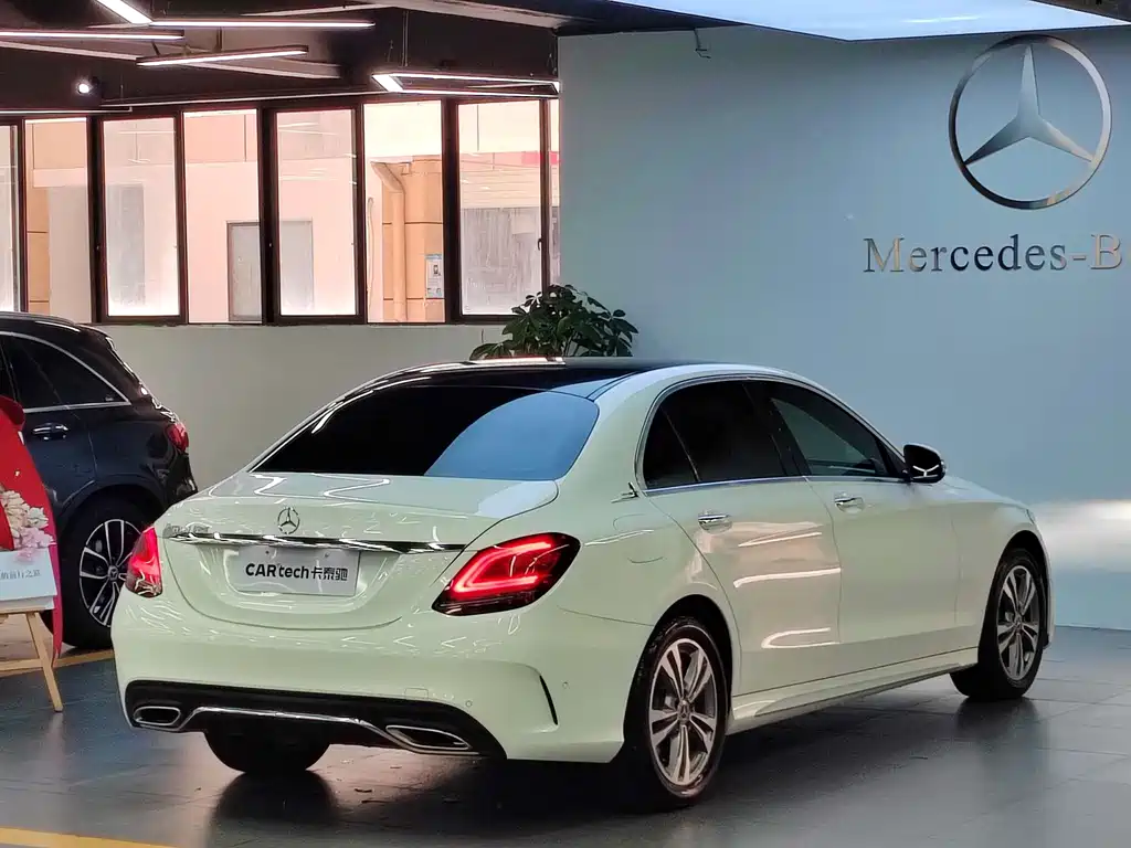 Mercedes-Benz C-Class 2019