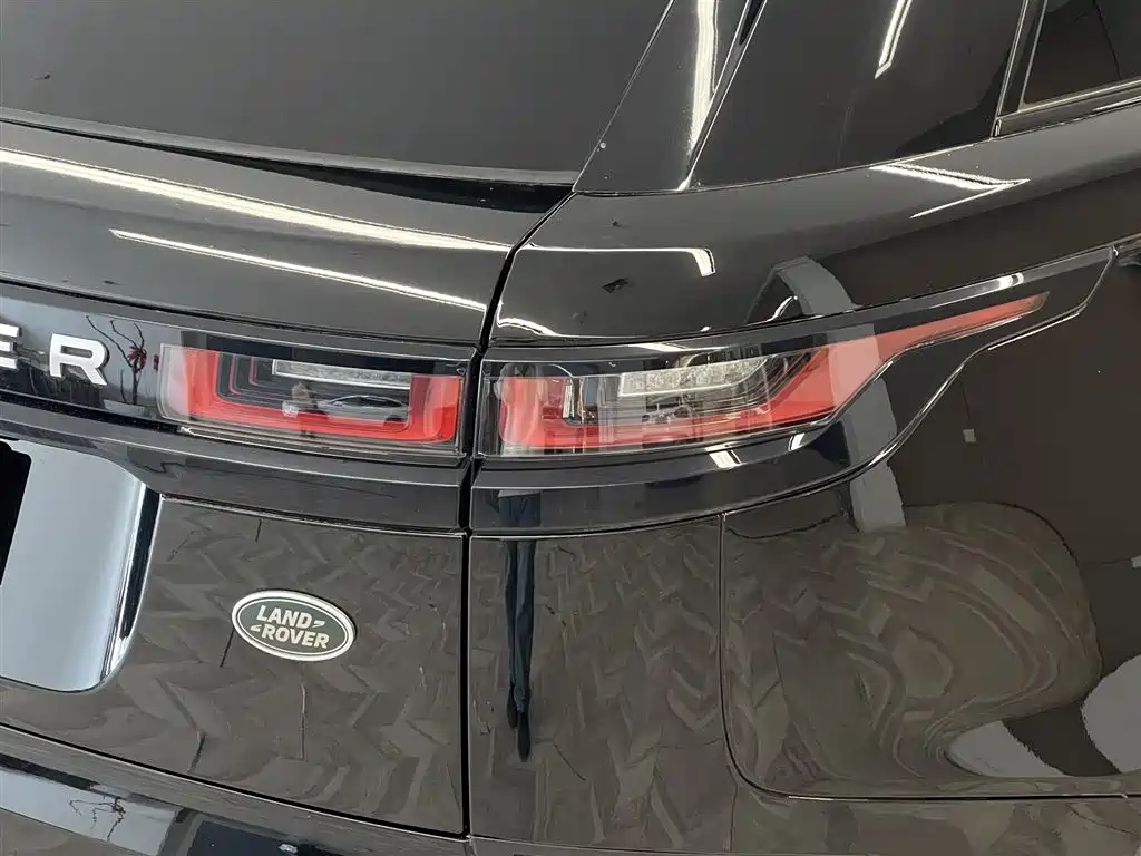 Land Rover Velar 2019 — фото 10