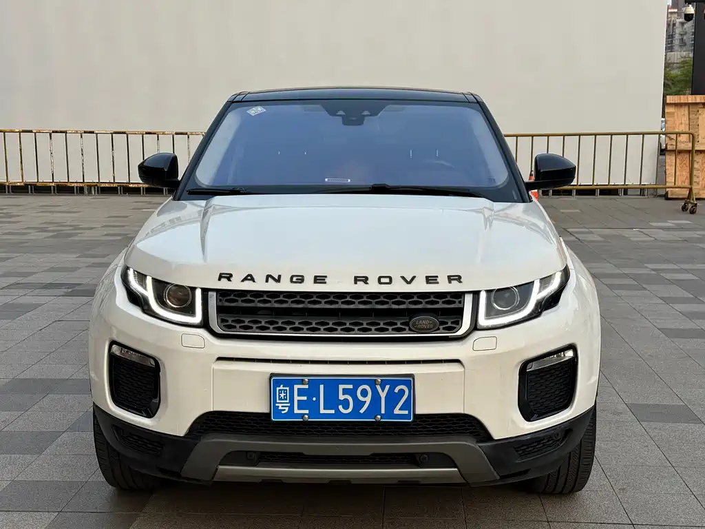 Land Rover Evoque 2018 — фото 1