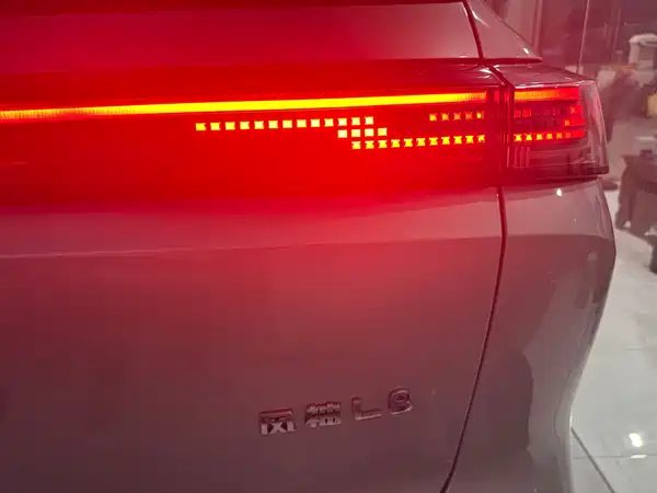Dongfeng Fengshen L8 2025