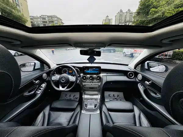 Mercedes-Benz C-Class 2020