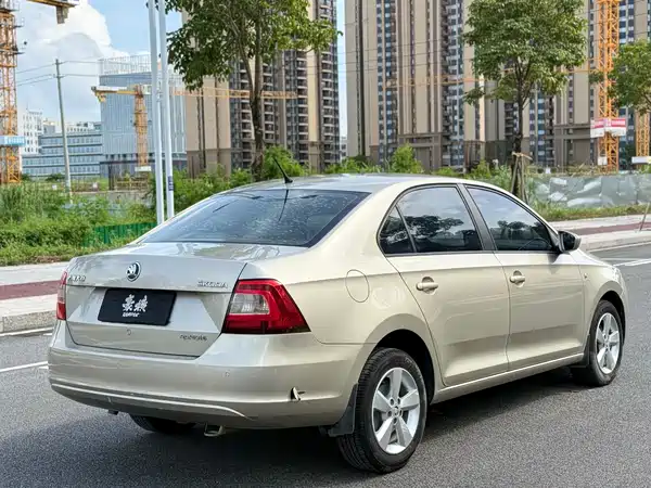 Skoda Rapid 2014