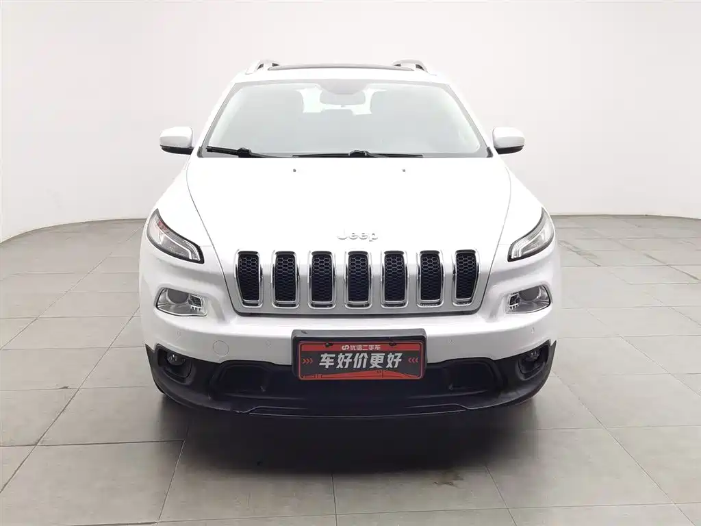 Jeep Cherokee 2016 — фото 3