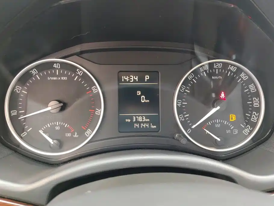 Skoda Octavia 2013 — фото 14