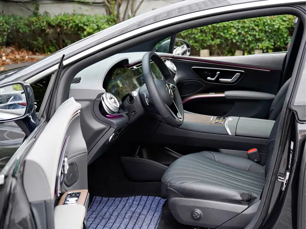 Mercedes-Benz EQS 2023 — фото 11