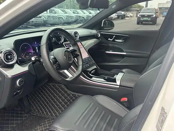 Mercedes-Benz C-Class 2022