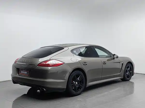 Porsche Panamera 2011