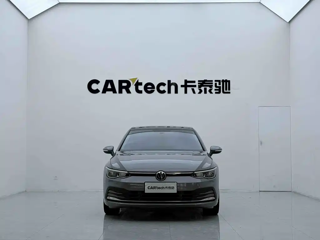 Volkswagen Golf 2021