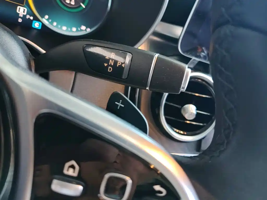 Mercedes-Benz C-Class 2019 — фото 14