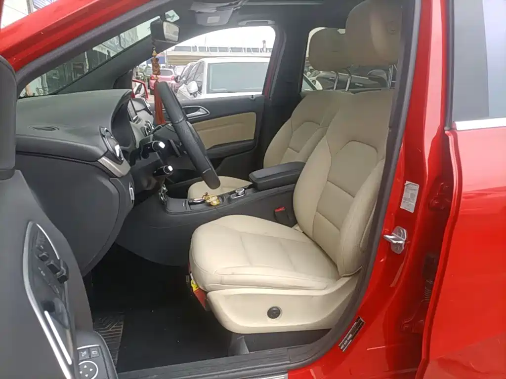 Mercedes-Benz B-Class 2014 — фото 15