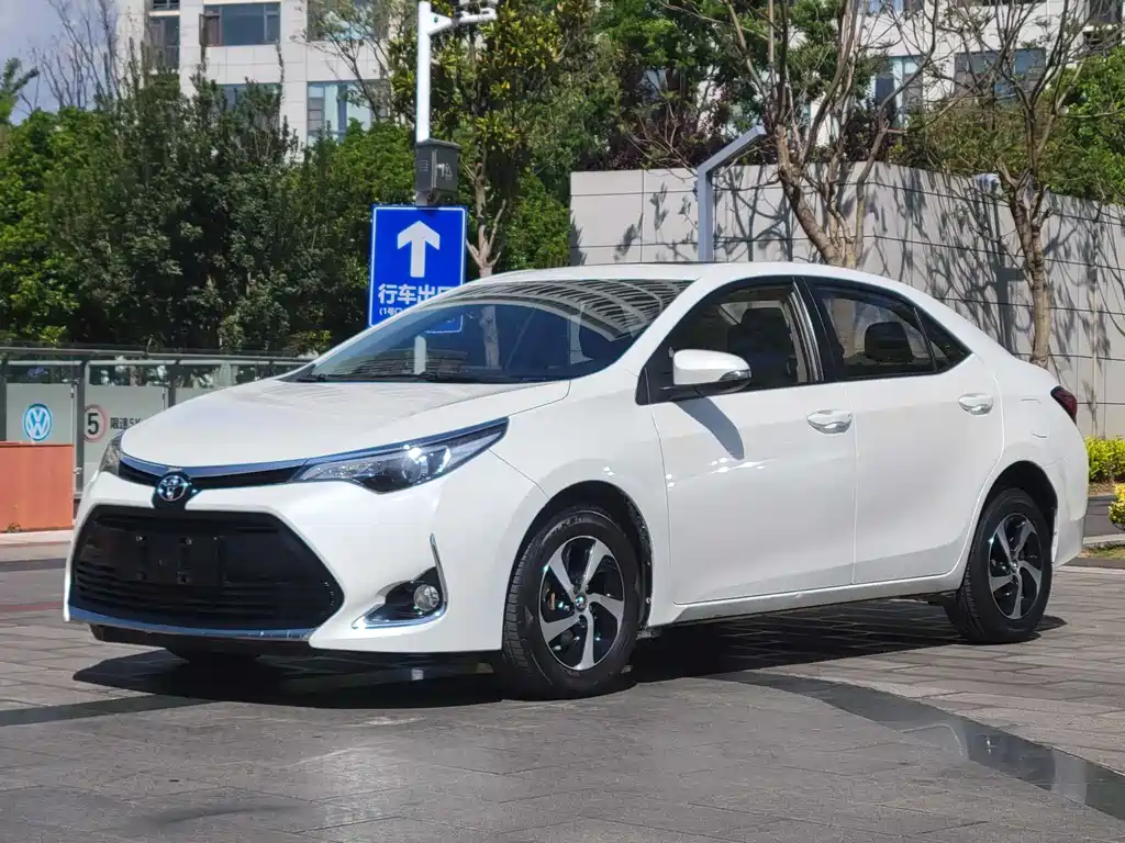 Toyota Levin 2018 — фото 1