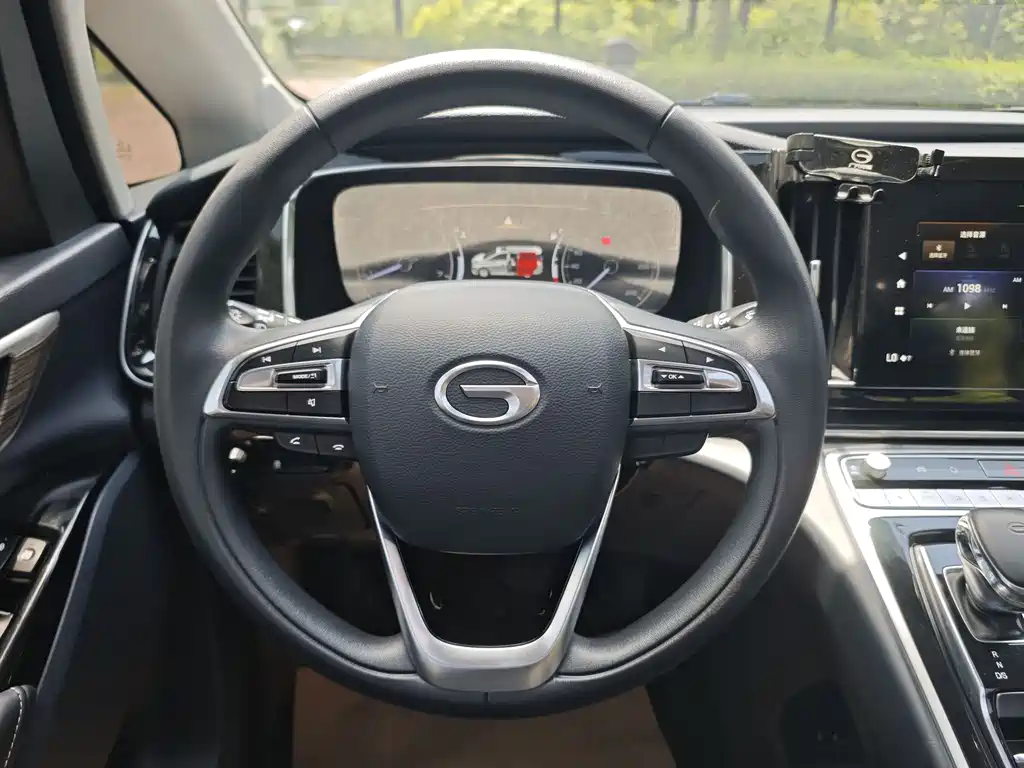 GAC Trumpchi M8 2022 — фото 13