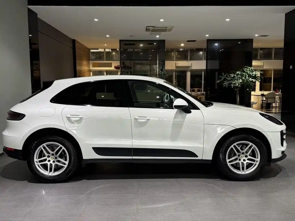 Porsche Macan 2019 — фото 3